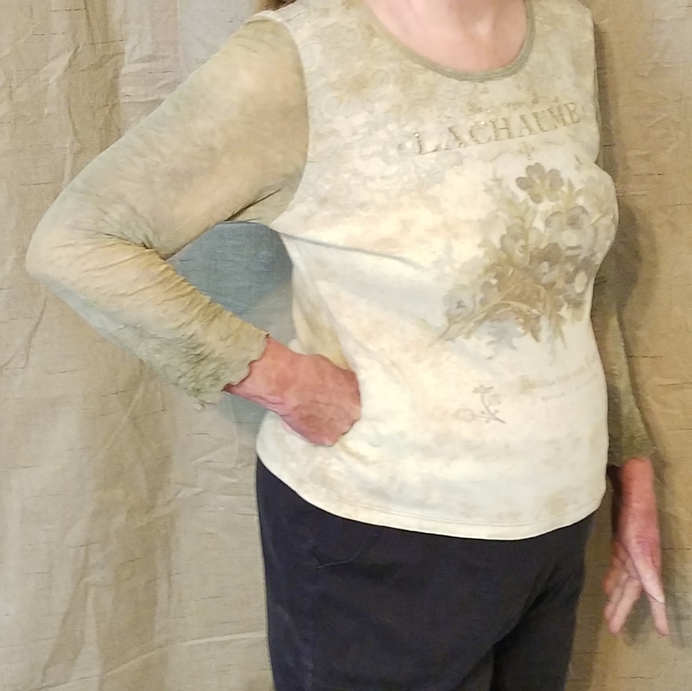 Susan Lawrence Tee - Picture 2 of 7